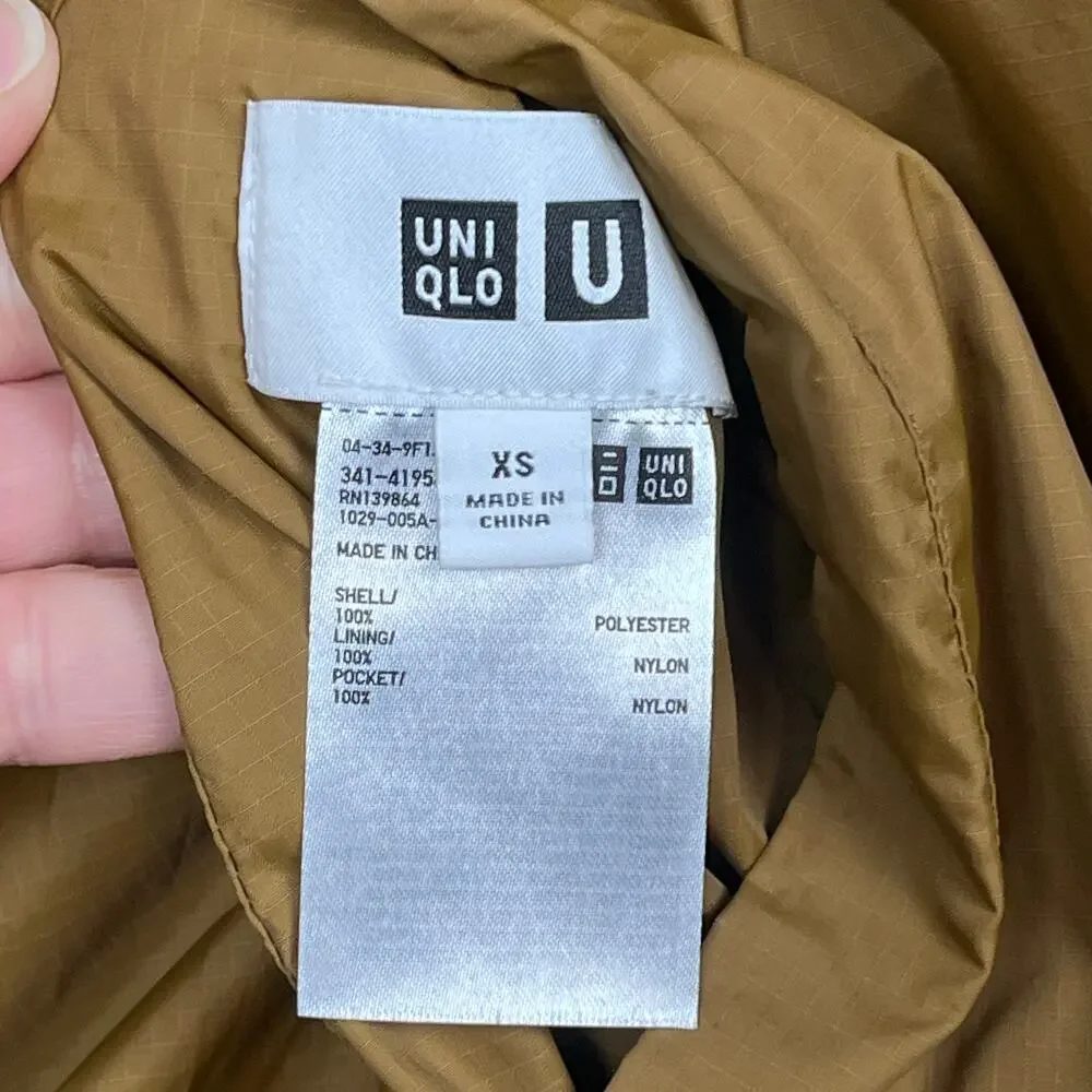 UNIQLO Mens XS Fleece Jacket Full Zip‎ Sherpa Tan Beige Soft Cozy Reversible